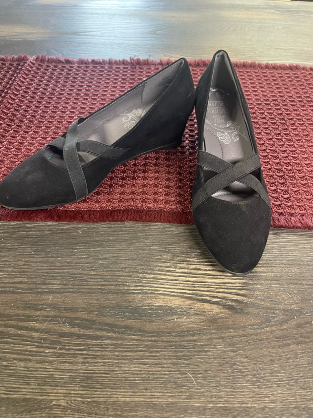 Mootsies Tootsies Black Suede Crisscross Wedge Heels
